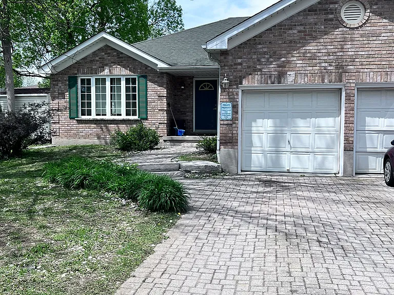 246 Doon Valley Dr — Photo 17