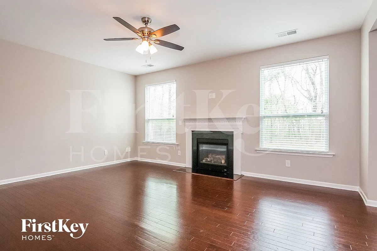 Building Photo - 3174 Helmsley Ct