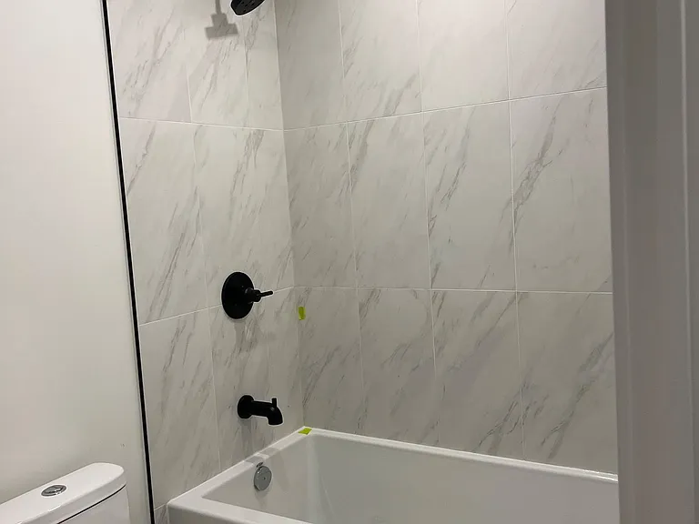 1050 Eastern Ave #322 — Photo 5