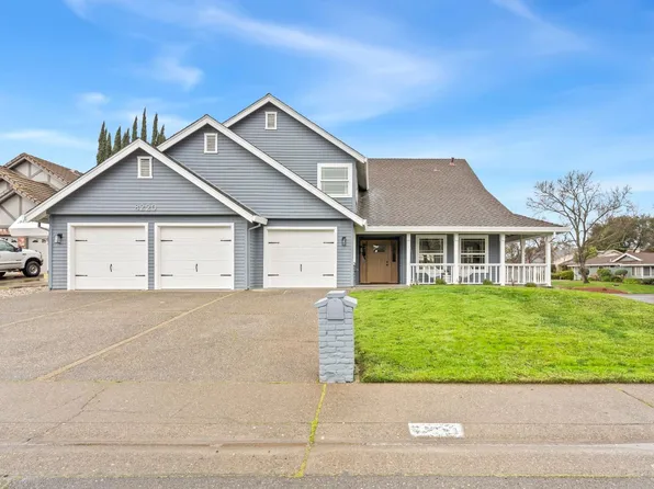 8220 Walnut Hills Way, Fair Oaks, CA 95628