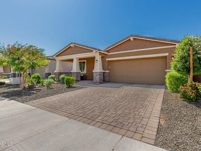 12143 W Marguerite Ave — Photo 4