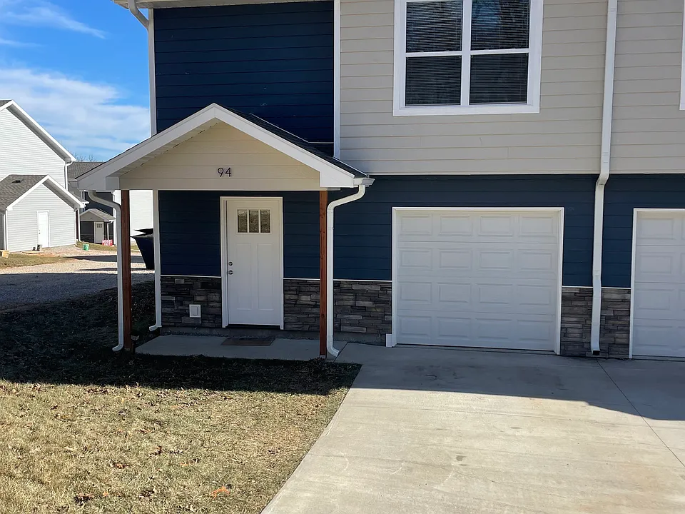 94 Crystal Springs Rd