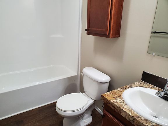 5th image of 430 Oaklawn Dr #430