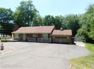 173 Teller Rd, Trumbull, CT 06611