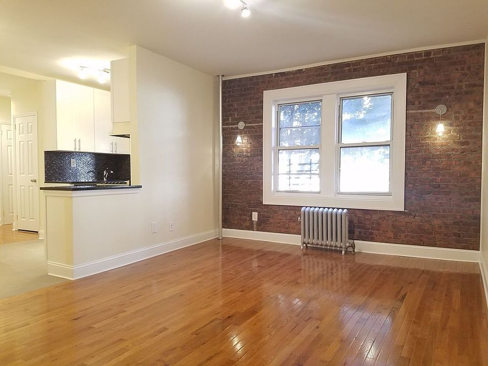 1st image of 2079 32nd St APT A1