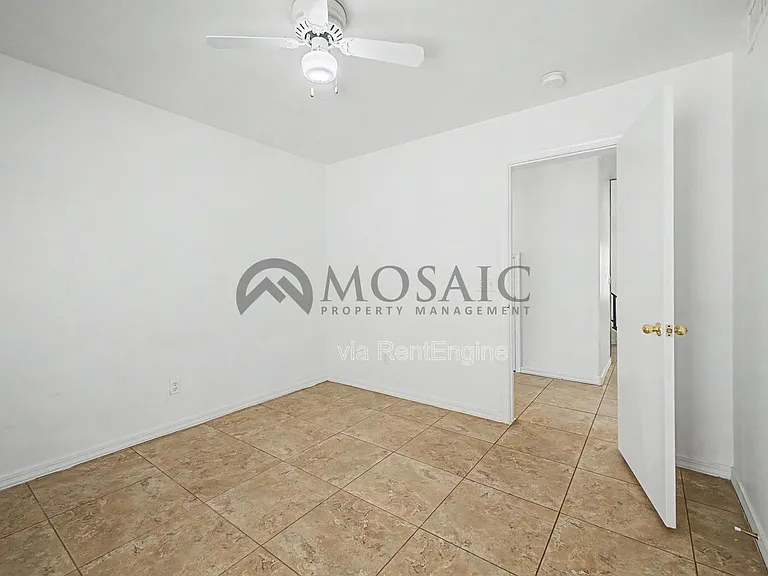 820 N Granada Dr — Photo 25