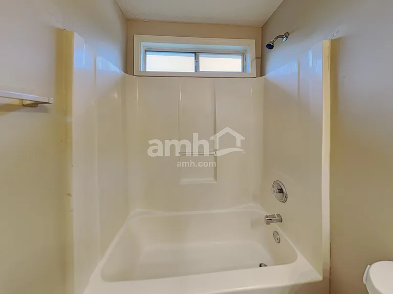 825 Georgian Hills Dr — Photo 16
