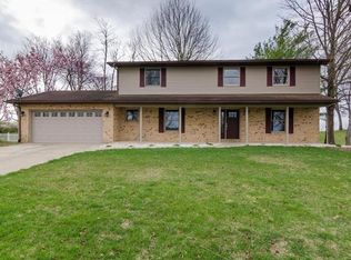 340 Westglen Dr, Glen Carbon, IL