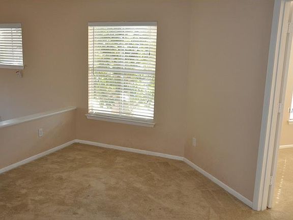 4th image of 474 S Pin Oak 210 Pl