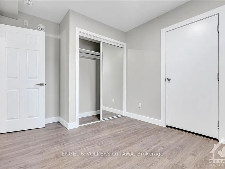 8 Philip St #5 — Photo 11
