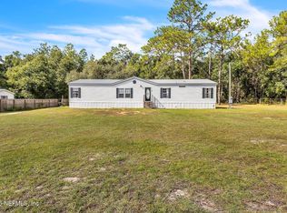 141 CHEROKEE Drive, Interlachen, FL 32148