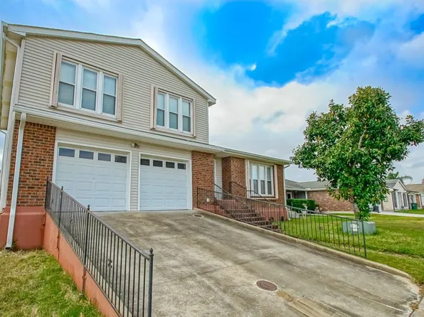 4008 Bayou Oaks Dr, Harvey, LA 70058