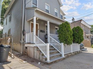 546 Livingston St, Elizabeth, NJ 07206
