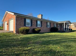 37 7th St, Winchester, KY 40391