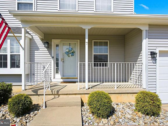 2nd image of 7 Olmsted Dr
