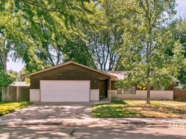 4017 S Minuteman Way, Boise, ID 83706