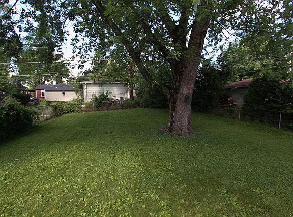 5th image of 164 N Idlewild Ave
