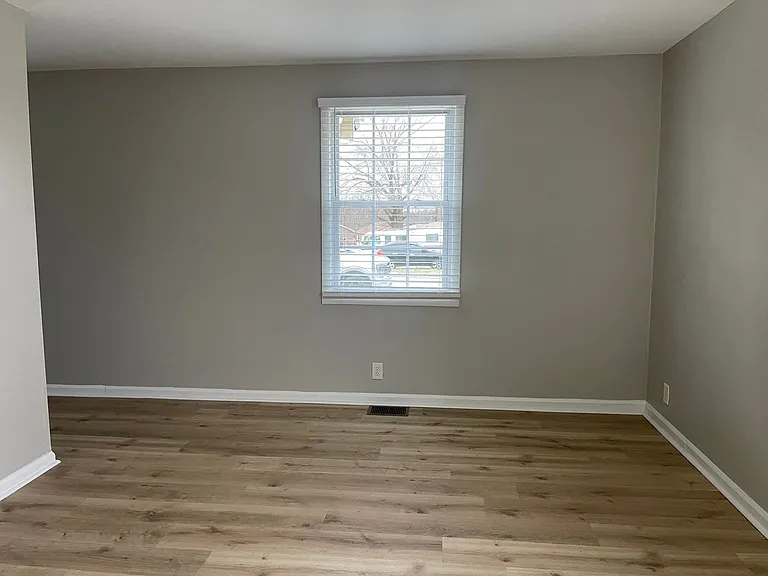 3540 Albee Dr — Photo 4