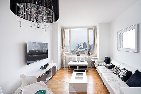 1st image of 635 W 42nd St APT 29D