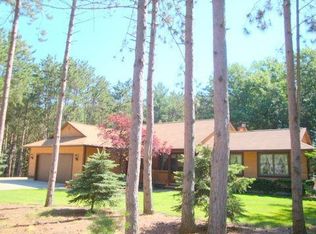 11858 Lakeshore Dr, Grand Haven, MI 49417
