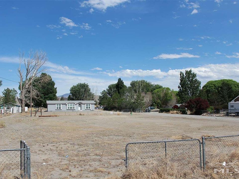 2nd image of 136 Highway 208