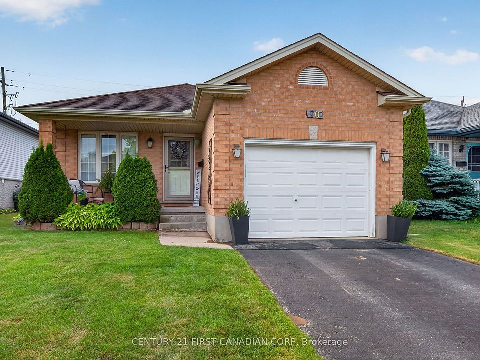 1st image of 70 Juniper Cres