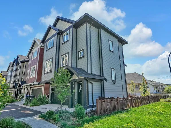608 Ewen Ave #16, New Westminster, BC V3M 0M8