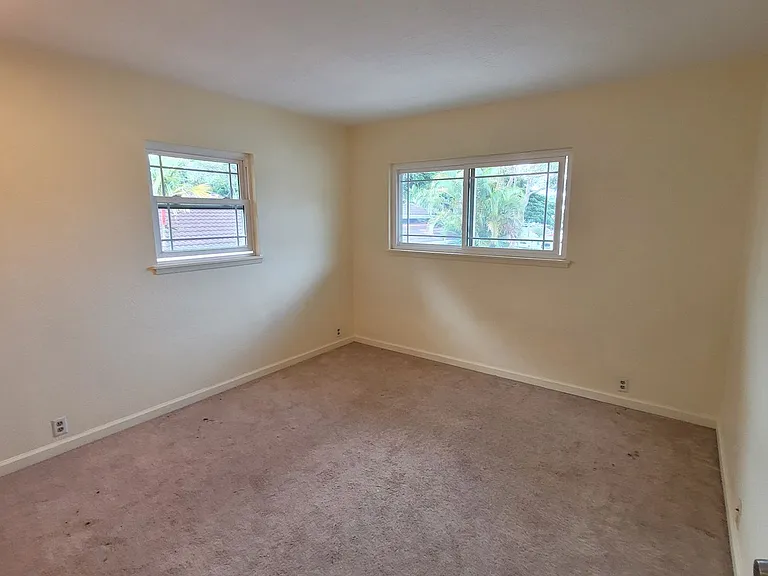 95-034 Kuahelani Ave — Photo 32