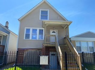 4053 W Crystal St #1, Chicago, IL 60651