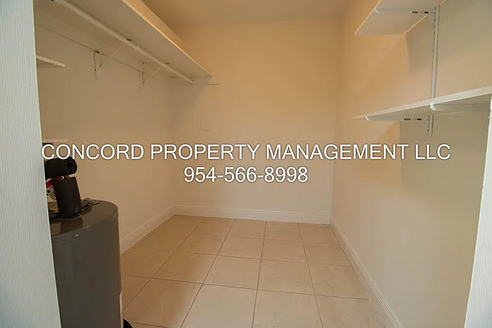 1507 Argyle Dr #205 — Photo 6