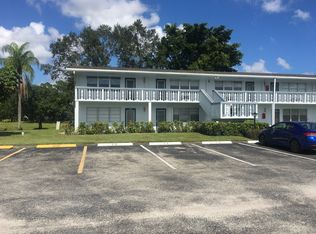 9 Oakridge #B, Deerfield Beach, FL 33442
