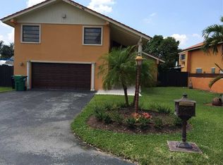 12440 SW 21st Ln, Miami, FL 33175