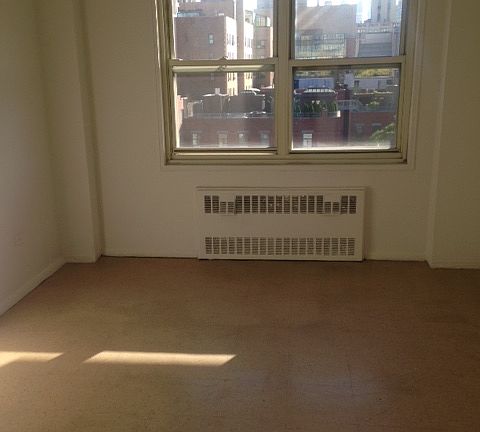 4th image of 40 E 9th St APT 11A