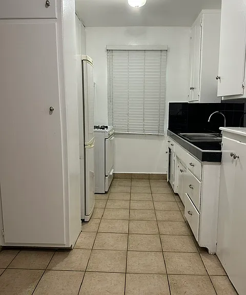 5919 Carlos Ave #7 — Photo 2
