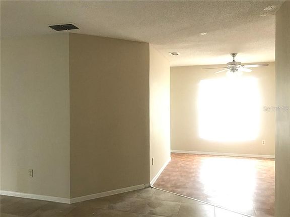 3rd image of 2714 Mint Dr