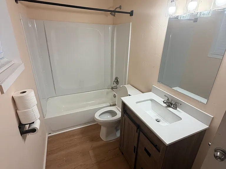 190 E 4380 N — Photo 22