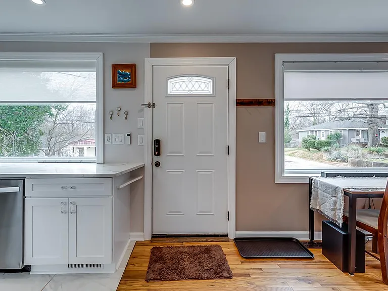 217 Rebecca St — Photo 6