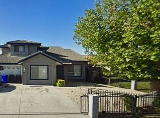 13281 Luna Rd, Victorville, CA 92392