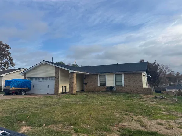 6100 Foxboro Dr, N Little Rock, AR 72118