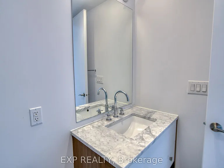 300 Lisgar St #603 — Photo 11