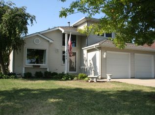 1705 N Autumn Dr, Joliet, IL 60431