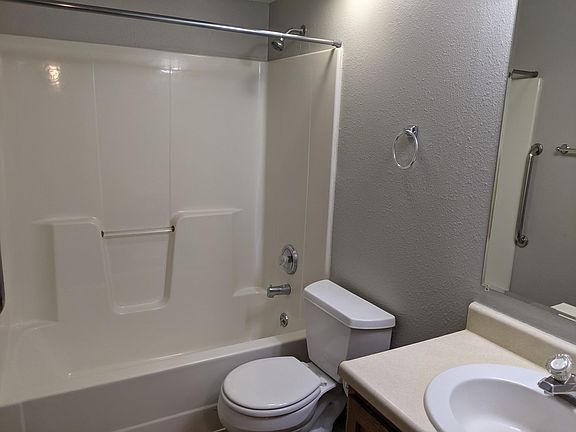 3rd image of 2-2638 Q St #2