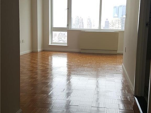 2nd image of 350 W 43rd St APT 17F