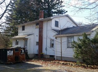 166 Lickdale Rd, Jonestown, PA 17038