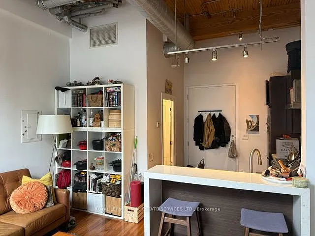 736 Dundas St E #203 — Photo 9