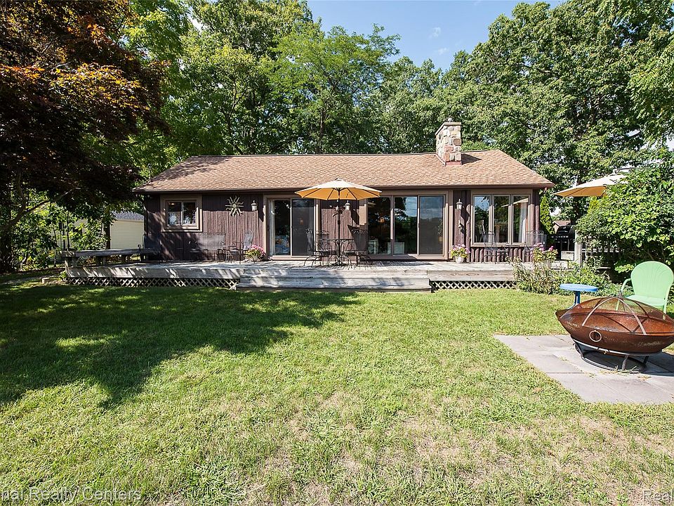 1st image of 3847 Jackson Blvd