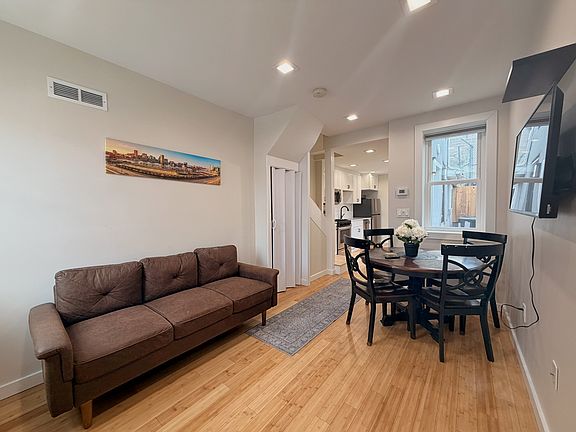 3rd image of 1310 Gough St