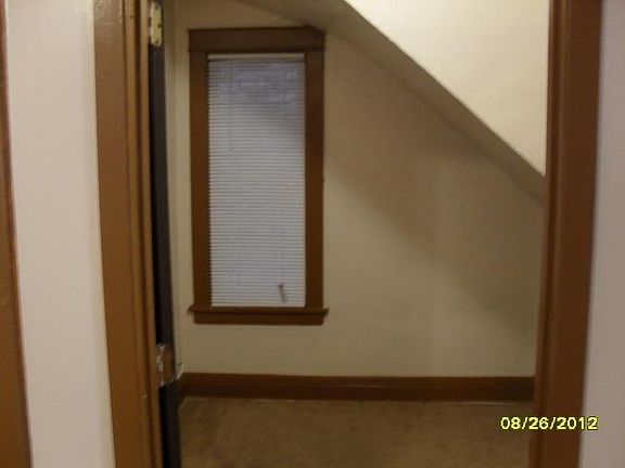 4th image of 57 Chicago Ave