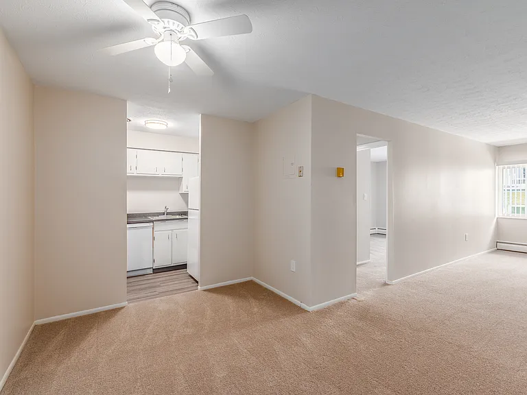 Parkview Manor — Photo 17