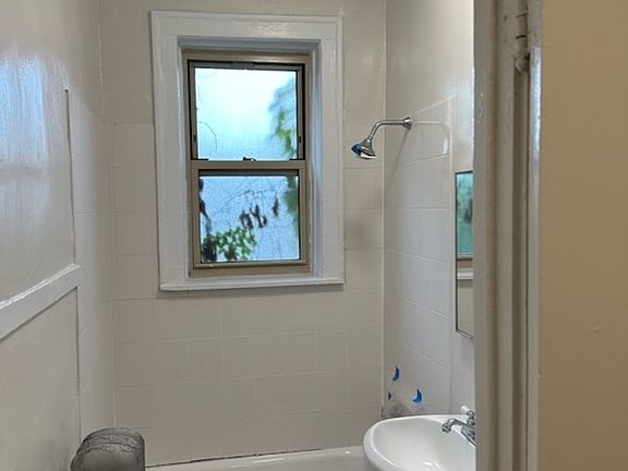 4th image of 5724-34 S Blackstone Ave #11457711
